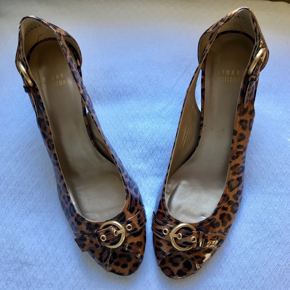 Stuart Weitzman animal print heels 🎉 HP 10/20/19 - Picture 2 of 8